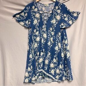 Show me your mumu Med , blue flutter sleeve, white green yellow floral lace up